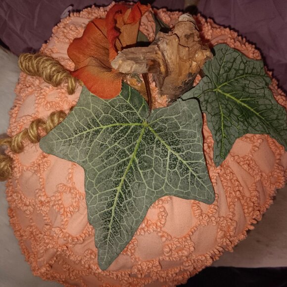 Comfy Decoration! Soft-Stuffed Fluffy Pumpkin - Picture 1 of 2